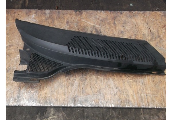 Решітка склоочисника права, планка під лобове скло Renault Scenic, Scenic RX4, 99-03, 8200050331